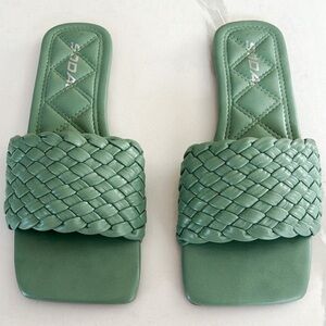 SODA Green Quilted Square Toe Flats Size 8.5